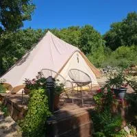 Glamping Imotski 5, hotell i Imotski