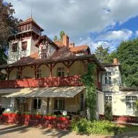Straszny Dwór 1904, hotel v mestu Chodzież