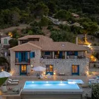 Casa Picimenti Zakynthos Marathias Luxury Ground Floor Villa Swimming Pool, Hotel in Marathias