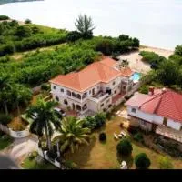 Indigo Beach Villa, hotel din Black River