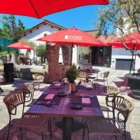 Tenuta del Duca Fiumicino Locanda e Hostaria Guest House、フィウミチーノにあるフィウミチーノ空港 - FCOの周辺ホテル