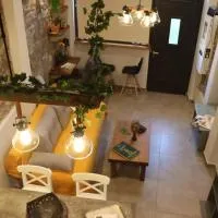 Mine, hotell i Mytilene