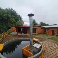 Casa Parcela Spa a 10 minutos del Aeropuerto Araucanía con acceso al Río, hotel en Quepe