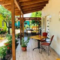 Arvisura Vendégházak family and pet friendly apartments、Zsombóのホテル