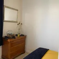 Gite du parc du château de la Bouchatte, hotel en Chazemais