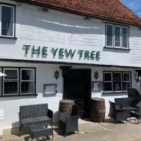 Stay and Relax at The Yew Tree, hotell i Manuden