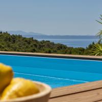 Luxury Apartment Nugal- heated pool, hotel v destin&aacute;cii Makarska