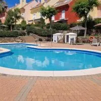 Casa adosada en ISLANTILLA, 3 dormitorios,a 400 m de la playa, מלון באיסלנטייה