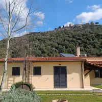 Guest house Romana Vecchia、Monticchioのホテル
