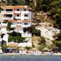 Villa Nada - room for 2: Duće şehrinde bir otel