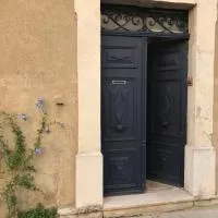 le Petit, hotel u gradu 'Coursan'
