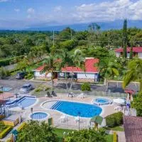 Hotel Campestre La Aldea Cabaña Pijao, viešbutis mieste Montenegro