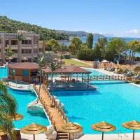 SEAFOS Luxury Resort & Spa - Limited Edition by Leonardo Hotels, hotel v destinácii Kandia