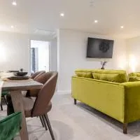 Cosy 2-Bed Apartment in Nettleham، فندق في لينكولن