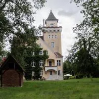 Zamek Nowęcin, hotel in Łeba