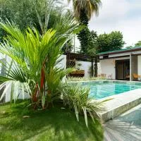 Villas y Casa Dìwö - Puerto Viejo, viešbutis mieste Hone Creek