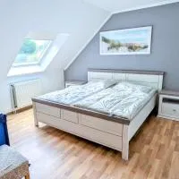 Gasthaus Deichkieker - Wo die Nordsee dich umarmt und Erholung beginnt, hotel en Horumersiel
