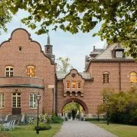 Engsholms Slott - Adults Only, готель у місті Mörkö