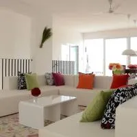 Villa Branca - Seafront Villa Mindelo、Lazaretoにあるセザリア・エボラ空港 - VXEの周辺ホテル