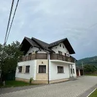 Casa Dacului,Petrova的飯店