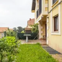 Apartamento Ruiloba-Comillas, hotel di Casasola