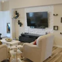 Kyle में, होटल Stylish 3 Bedroom retreat near Downtown and Outlet