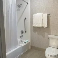 Holiday Inn Express & Suites Mountain View Silicon Valley by IHG, хотел в Маунтин Вю