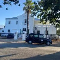 The Grand Hotel Robertson, hotel em Robertson