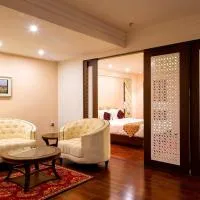 Hotel Trinity Grand, Raigarh, hotel v destinácii Raigarh