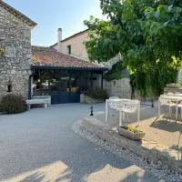Le Mas d'Archas Montélimar Sud, hotel a Allan