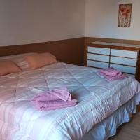 Casa entre Neuquen y Plottier, hotel in zona Aeroporto Internazionale Presidente Perón - NQN, Plottier