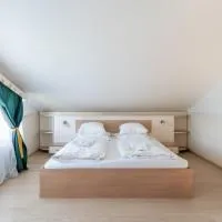 FarawayHomes Aparthotel Near Vienna Airport - Anytime Self Check-In โรงแรมในบรุคอันแดร์ไลทา