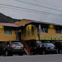 El Leñador hotel y restaurante، فندق في بابايَّكتا