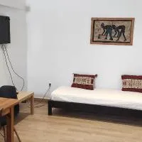 F2 duplex proche corniches plages et promenades, hotel em Annaba