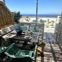 Okeanos Suite 2, Panoramic sea & garden view, viešbutis mieste Foinikiá