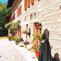 La Regina del Bosco، فندق في Rivignano