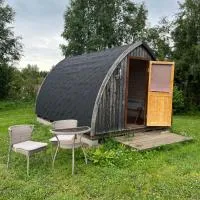 Viesnīca Camping Cabin near Jägala-Juga pilsētā Koogi