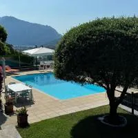 Veralto - Modern Suite with Como Lake view, hotel em Vacallo