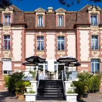 Villa Victoria Hôtel et Spa, viešbutis mieste Uistrehamas