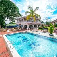 Chalet Villa puebla、ラ・テバイダにあるエル・エデン国際空港 - AXMの周辺ホテル