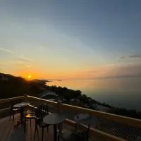 Bujtina e Qilimave, khách sạn ở Zogaj