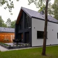 Grabina For Rest- domki w lesie, khách sạn ở Mostki