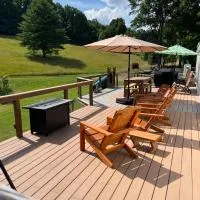 Home in the Heart of W.V. Adventure Country!, hotel v mestu Mount Hope