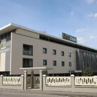 One Hotel & Restaurant, хотел в Далмине