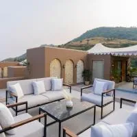 SaffronStays Moringa Valley - Oak Villa, hotel a Udaipur