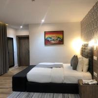 Crownsville Hotel - Airport Road, hotel near Port Harcourt International Airport - PHC, Port Harcourt