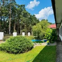 Pensjonat Eden Apartament 5, hotel v destinaci Borne Sulinowo