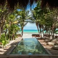 Xela Tulum, a Member of Design Hotels, hotel en Tulum
