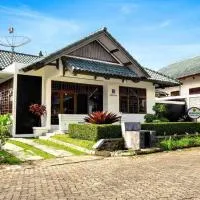 Puncak Villa Lotus D33, Hotel in Cipanas