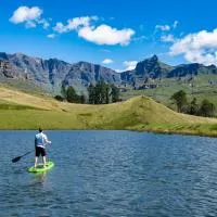 Gooderson Leisure Fairways Self Catering, hotel din Drakensberg Garden